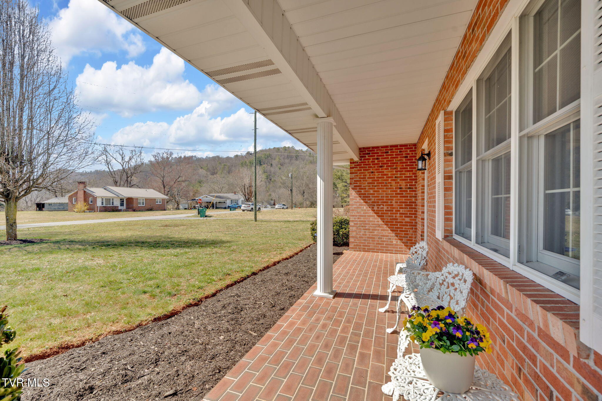 520 Lyle Road Erwin, TN 37650 - Photo 37 of 41 41-web-or-mls-DSC04786