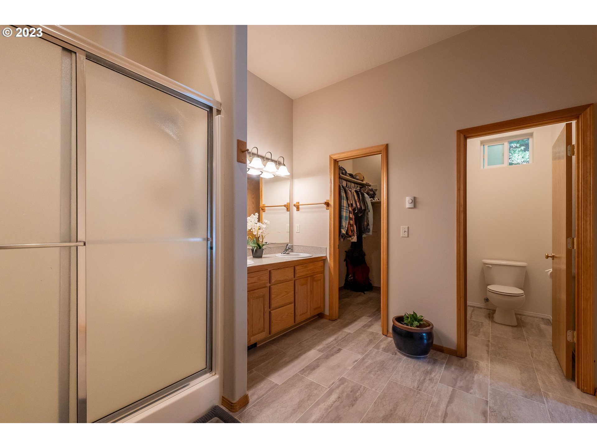 37549 Wallace Creek Road Springfield, OR 97478 - Photo 16 of 48 Gallery Image 16