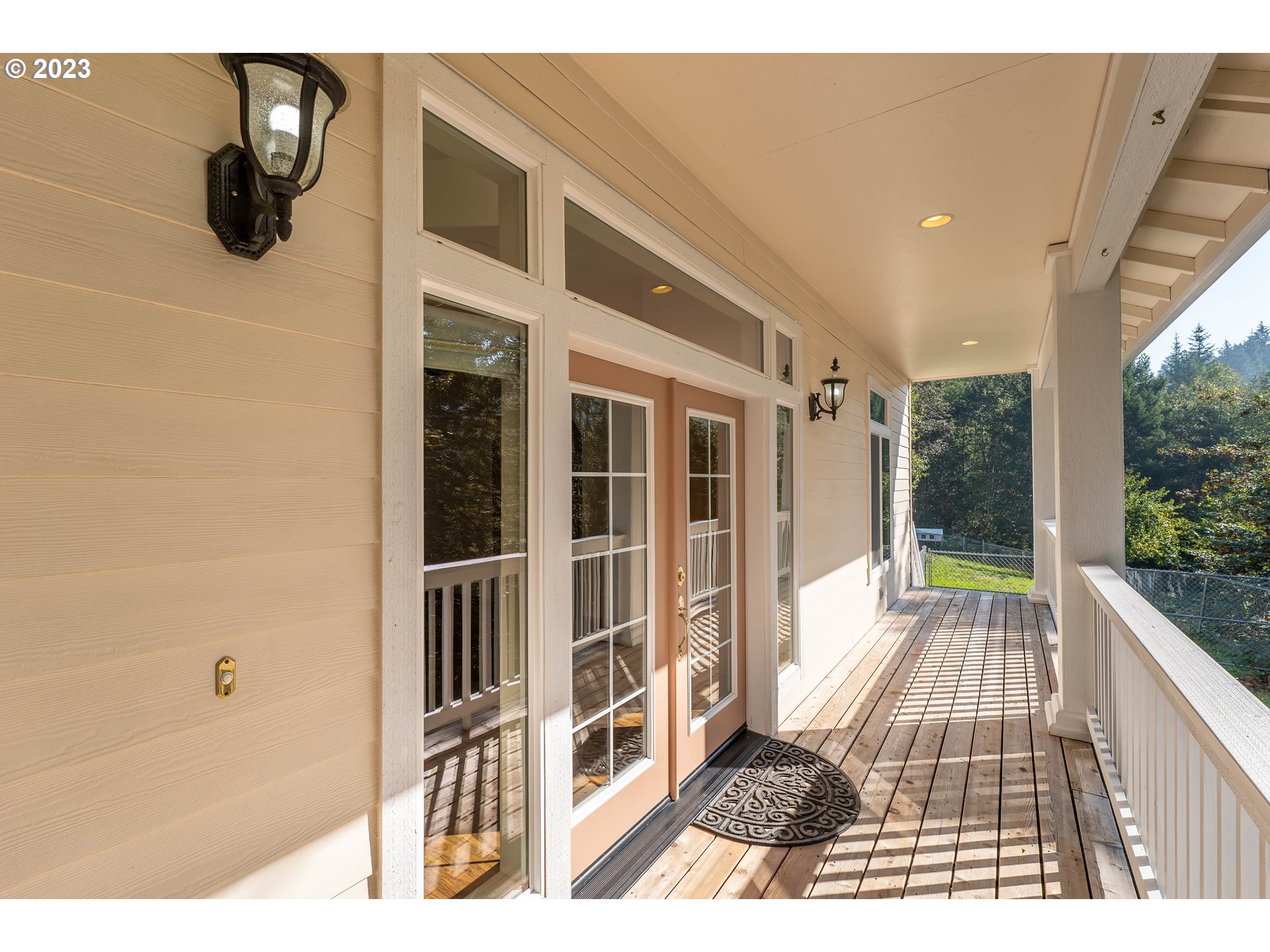 37549 Wallace Creek Road Springfield, OR 97478 - Photo 2 of 48 Gallery Image 2