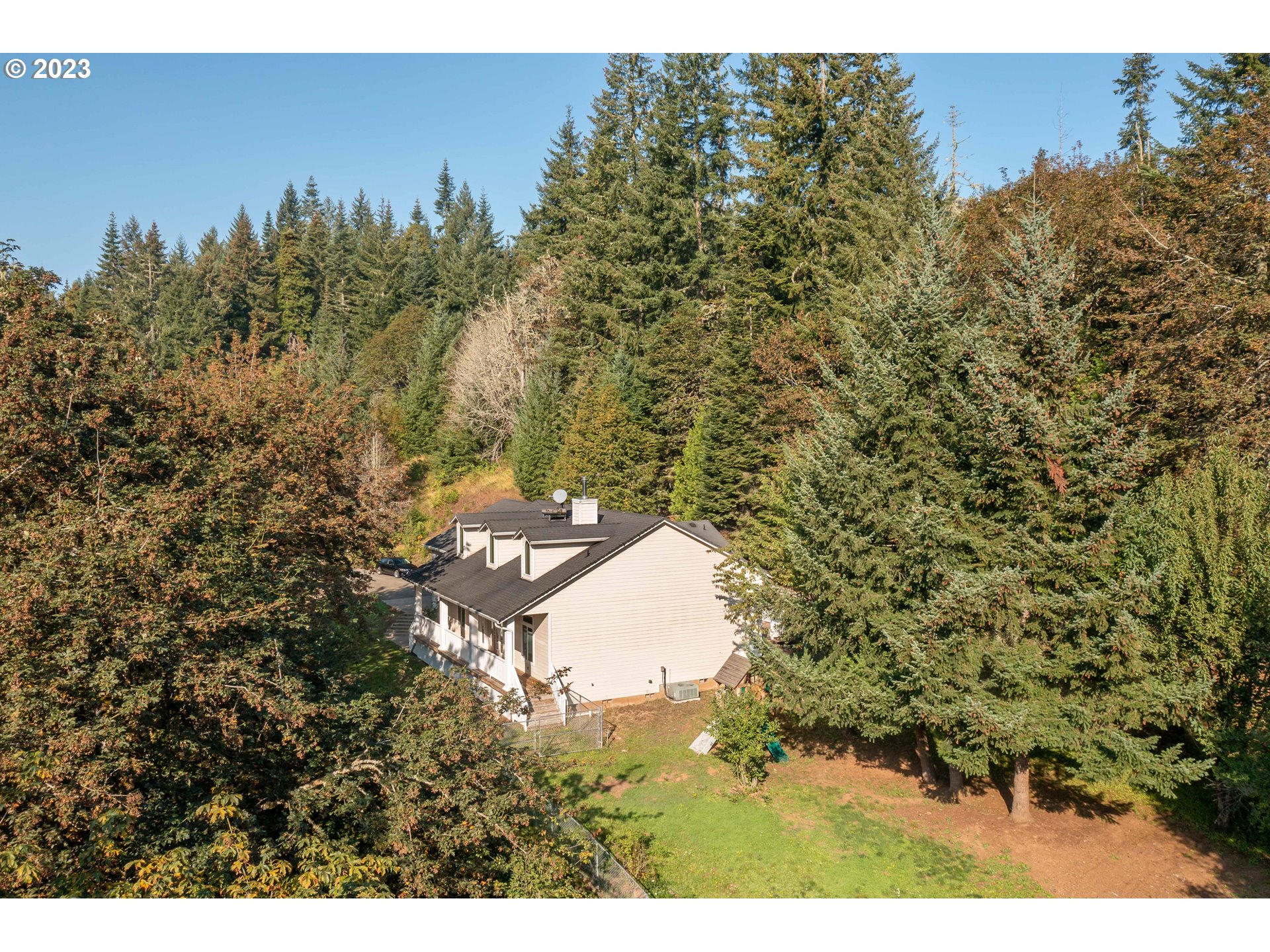 37549 Wallace Creek Road Springfield, OR 97478 - Photo 22 of 48 Gallery Image 22