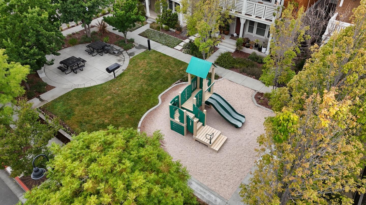 311 Geary Way Mountain View, CA 94041 - Photo 45 of 46 an aerial view of a house with garden space and street view