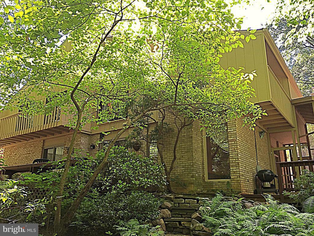 12120 Quorn Lane Reston, VA 20191 - Photo 24 of 24 Exterior (General)
