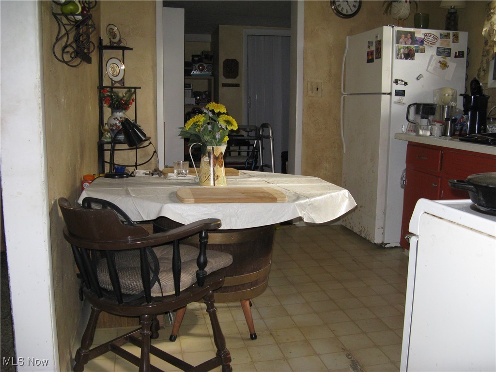 4357 Ridgewood Road Akron, OH 44321 - Photo 9 of 11