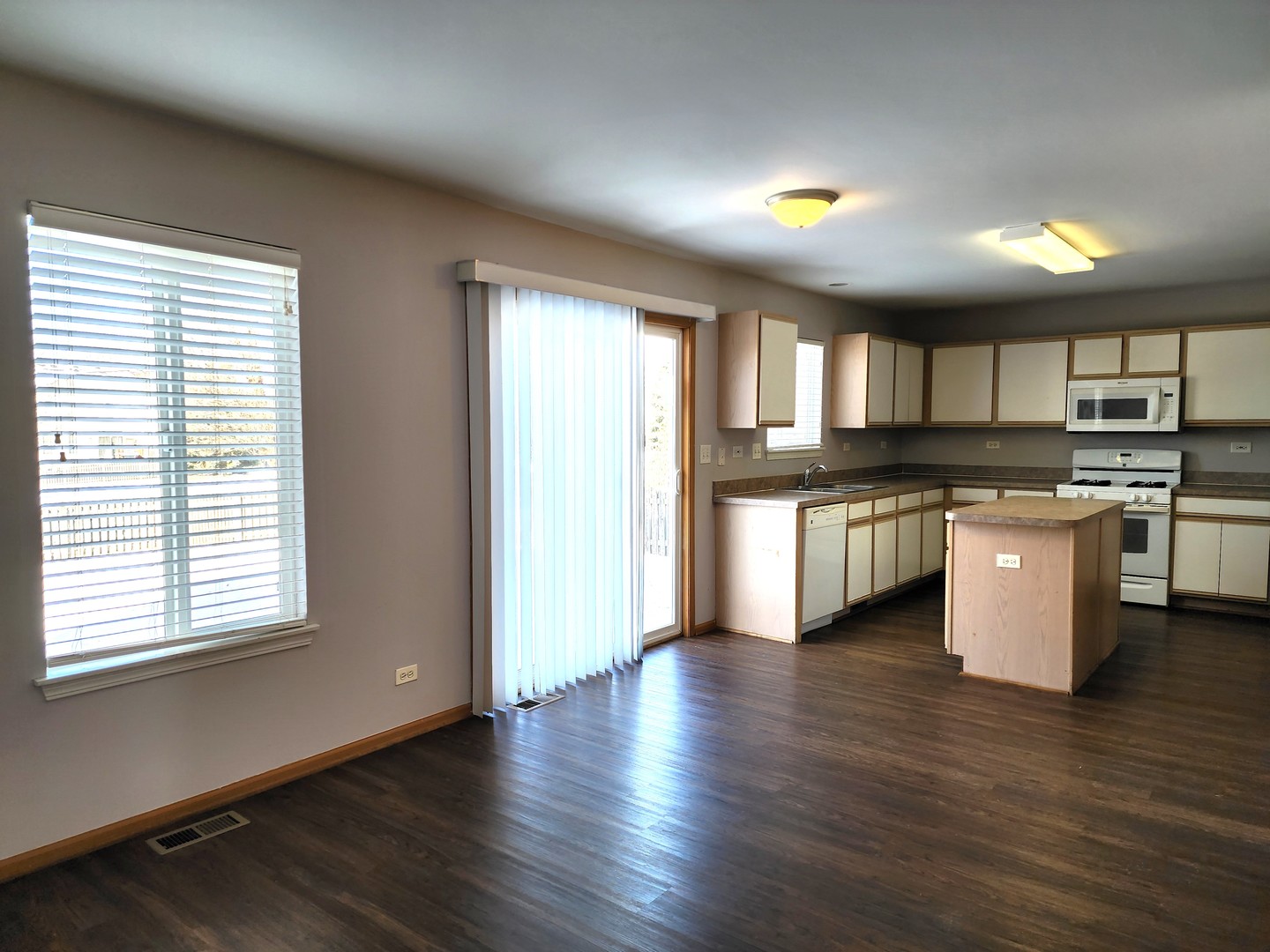 2269 Jason Drive Montgomery, IL 60538 - Photo 8 of 20