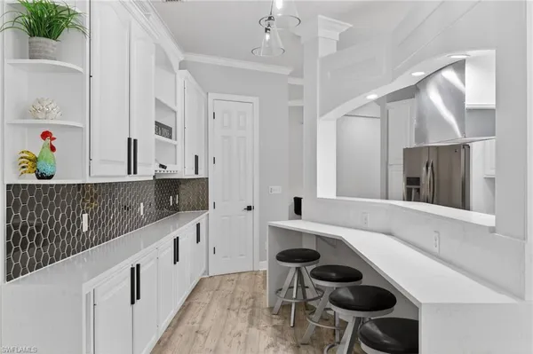 $2,599,000 | 4075 1st Avenue Southwest, Naples, FL 34119