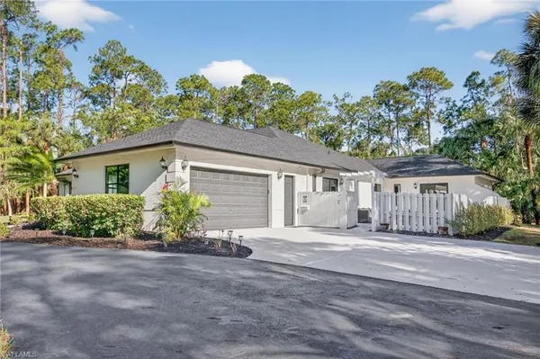 $2,599,000 | 4075 1st Avenue Southwest, Naples, FL 34119