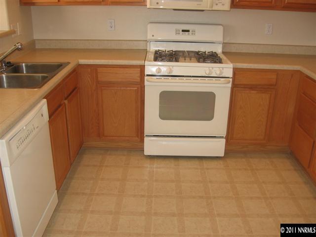 20996 Cameron Court Reno, NV 89508 - Photo 2 of 9 Photo 2