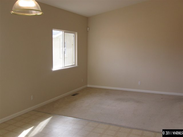 20996 Cameron Court Reno, NV 89508 - Photo 6 of 9 Photo 6