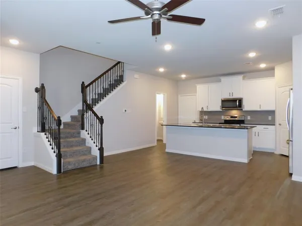 $1,995 | 2229 Davenport Drive, Denton, TX 76207
