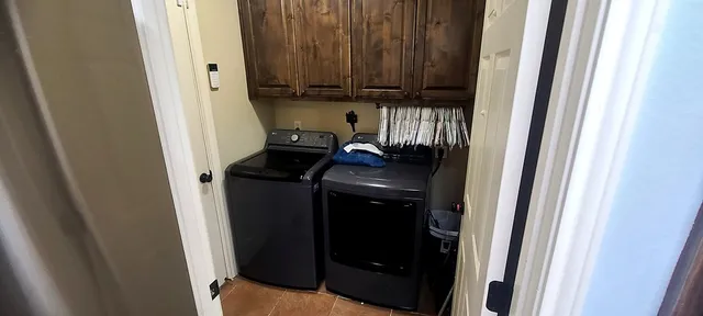 a view of walk in closet