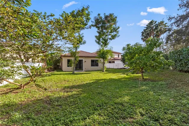 $3,600 | 3560 West 88th Street, Unit 3560, Hialeah, FL 33018