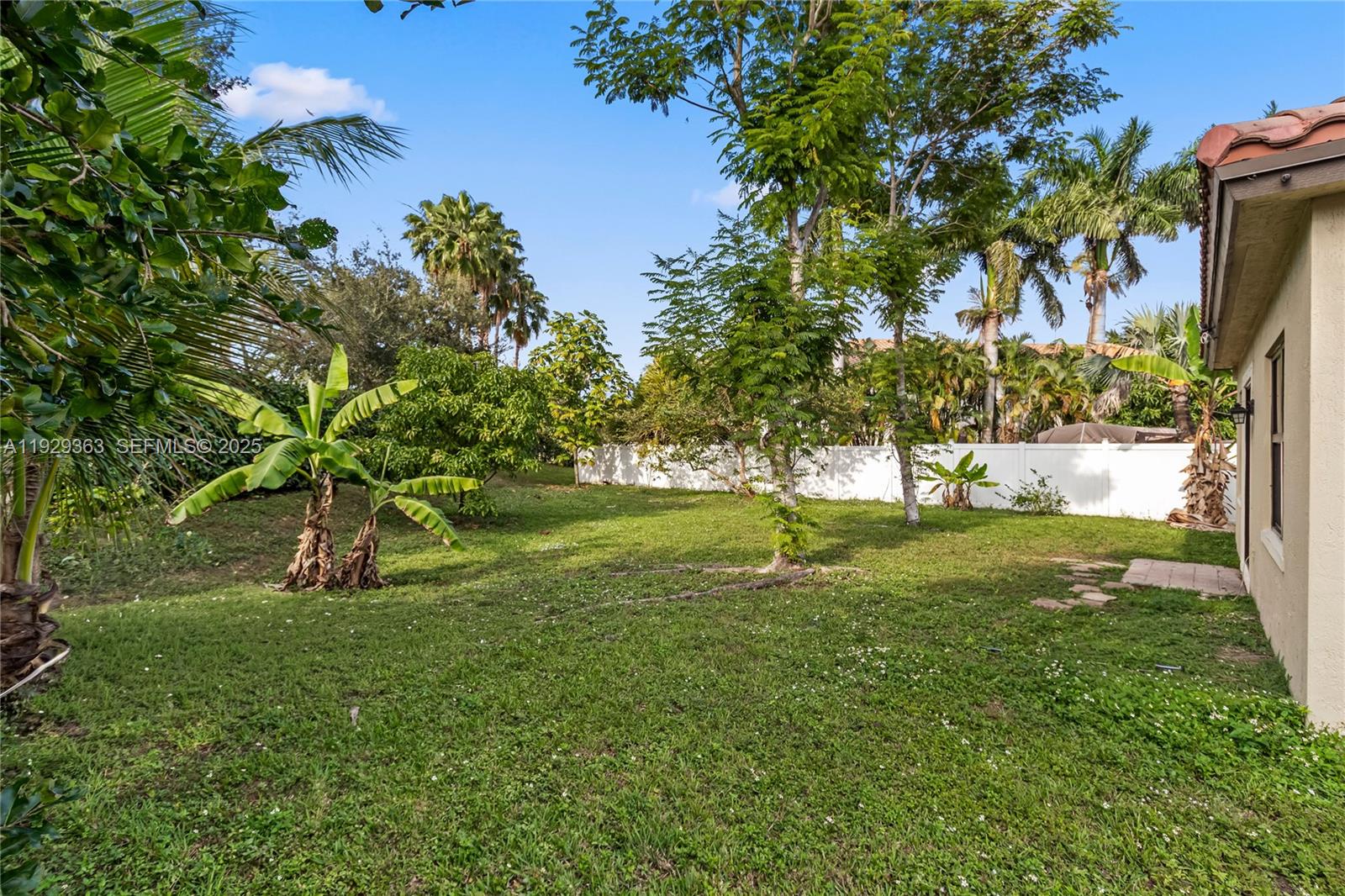 3560 West 88th Street, Unit 3560 Hialeah, FL 33018 - Photo 36 of 38