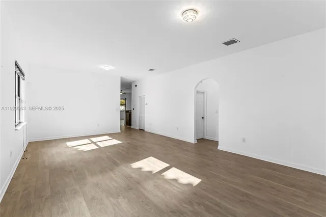 $3,600 | 3560 West 88th Street, Unit 3560, Hialeah, FL 33018