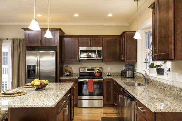60 Compass Point, Unit 60 North Andover, MA 01845 - Photo 3 of 28 Gallery Image 3