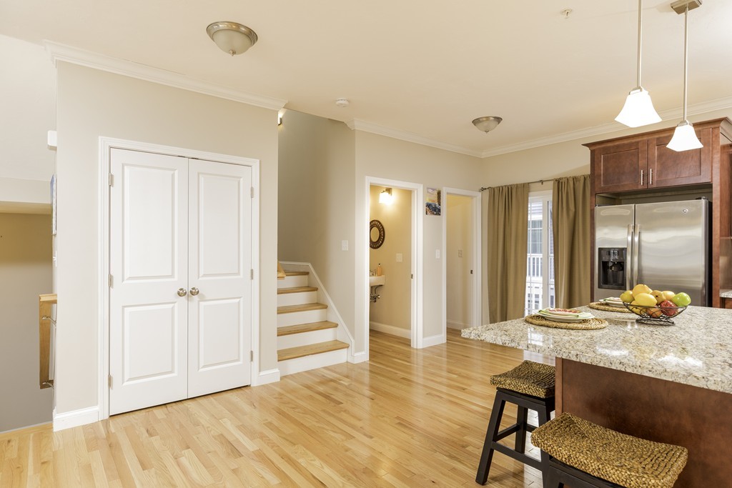 60 Compass Point, Unit 60 North Andover, MA 01845 - Photo 8 of 28 Gallery Image 8