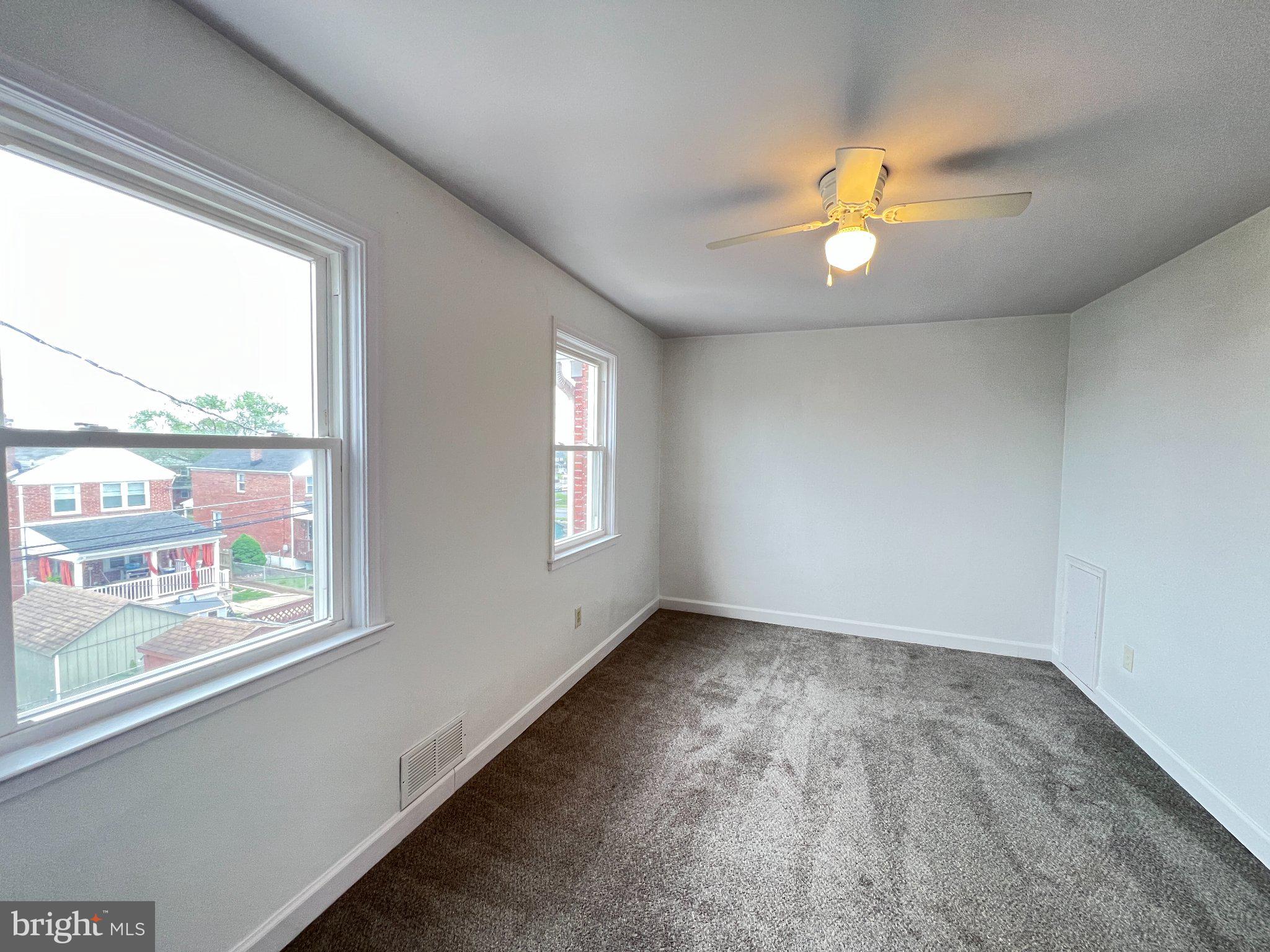 1637 Manor Road Dundalk, MD 21222 - Photo 12 of 23 Gallery Image 12