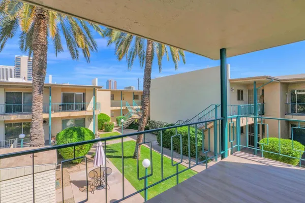 $2,900 | 3655 North 5th Avenue, Unit 212, Phoenix, AZ 85013