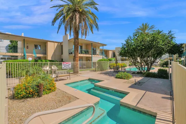 $2,900 | 3655 North 5th Avenue, Unit 212, Phoenix, AZ 85013