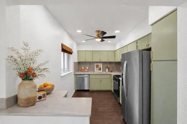 $2,900 | 3655 North 5th Avenue, Unit 212, Phoenix, AZ 85013