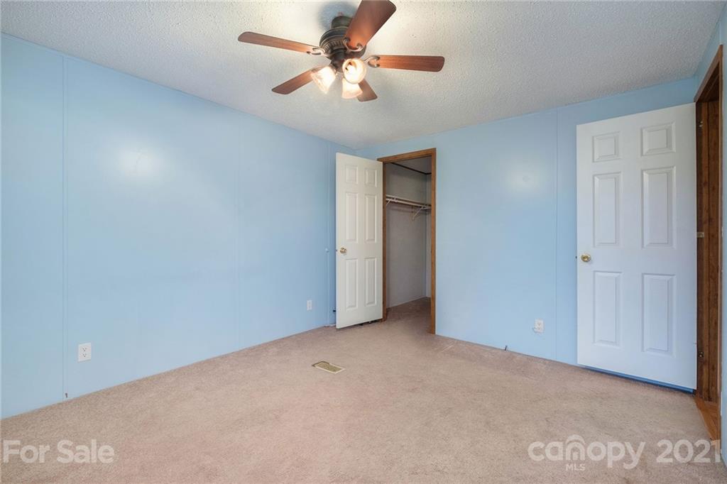 1602 Ratchford Road Dallas, NC 28034 - Photo 14 of 38 Gallery Image 14