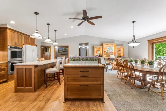 $454,000 | W770 Meadow Lane, Fountain City, WI 54629