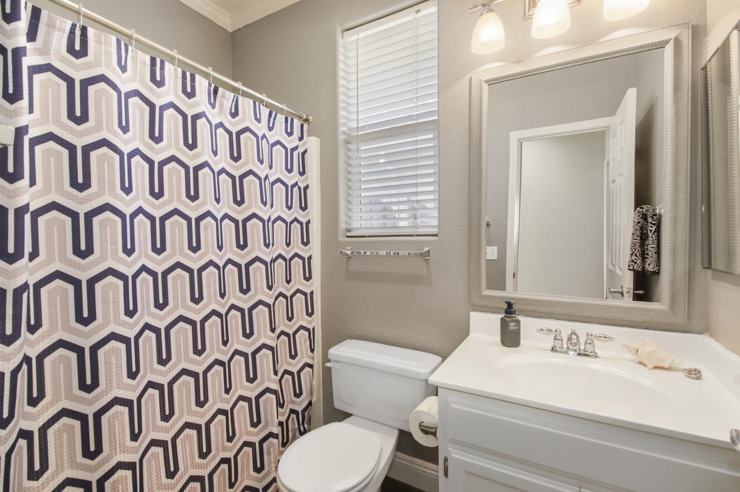 1893 Acari Avenue Sacramento, CA 95835 - Photo 26 of 48