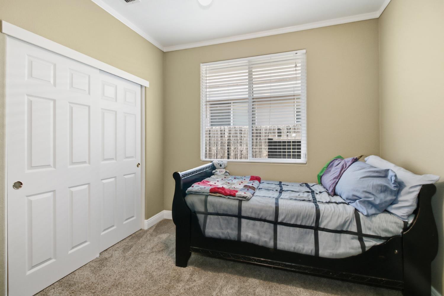 1893 Acari Avenue Sacramento, CA 95835 - Photo 28 of 48