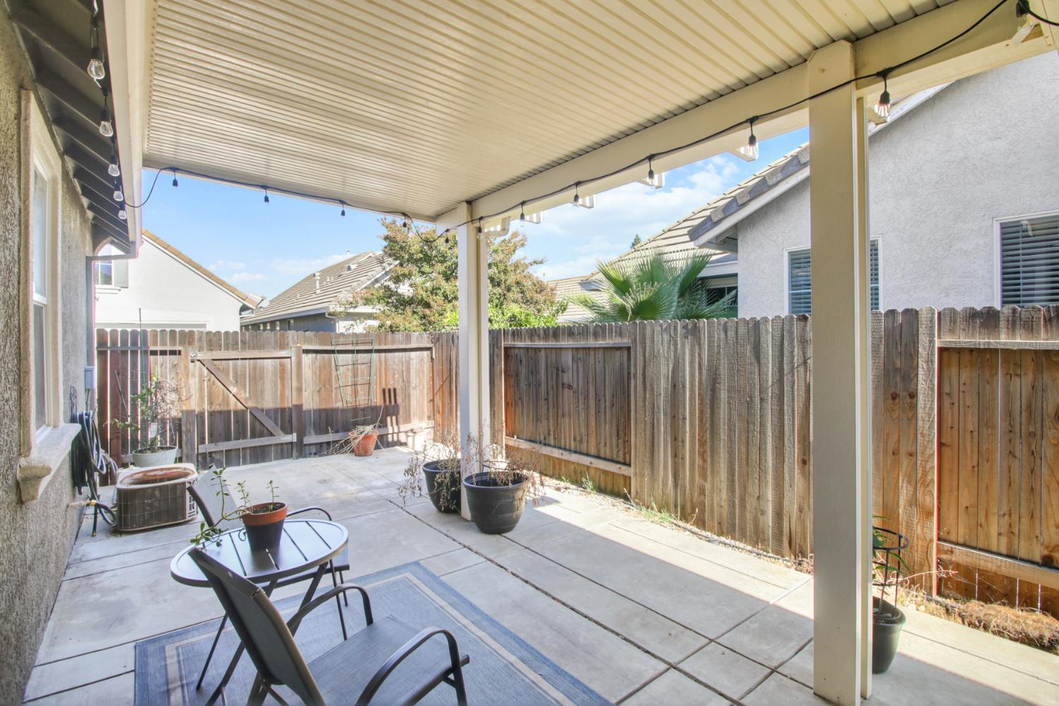 1893 Acari Avenue Sacramento, CA 95835 - Photo 29 of 48