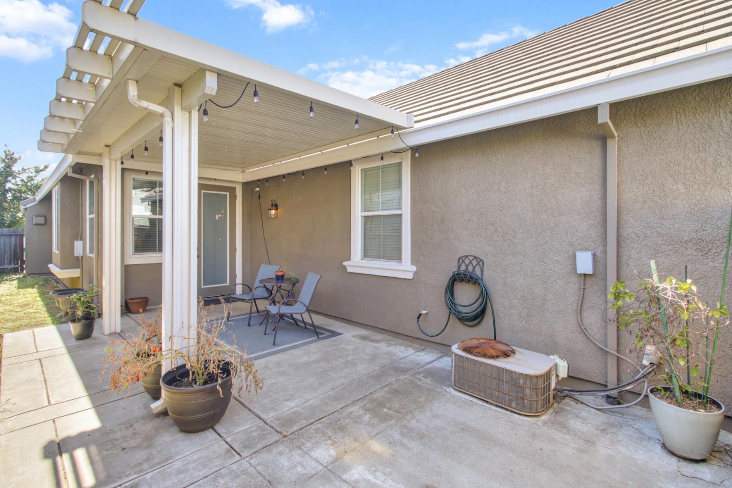 1893 Acari Avenue Sacramento, CA 95835 - Photo 31 of 48