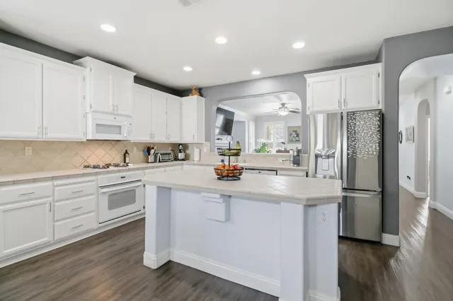 $505,000 | 1893 Acari Avenue, Sacramento, CA 95835