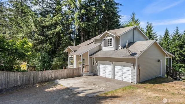 $625,000 | 443 Beef Creek Lane Northwest, Seabeck, WA 98380