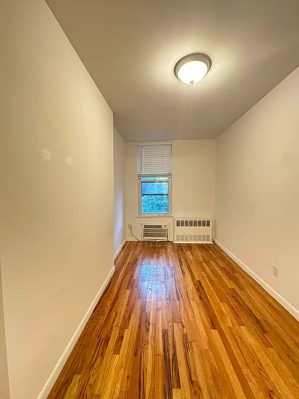 1321 3rd Avenue, Unit 4B Manhattan, NY 10021 - Photo 8 of 10 Photo 8