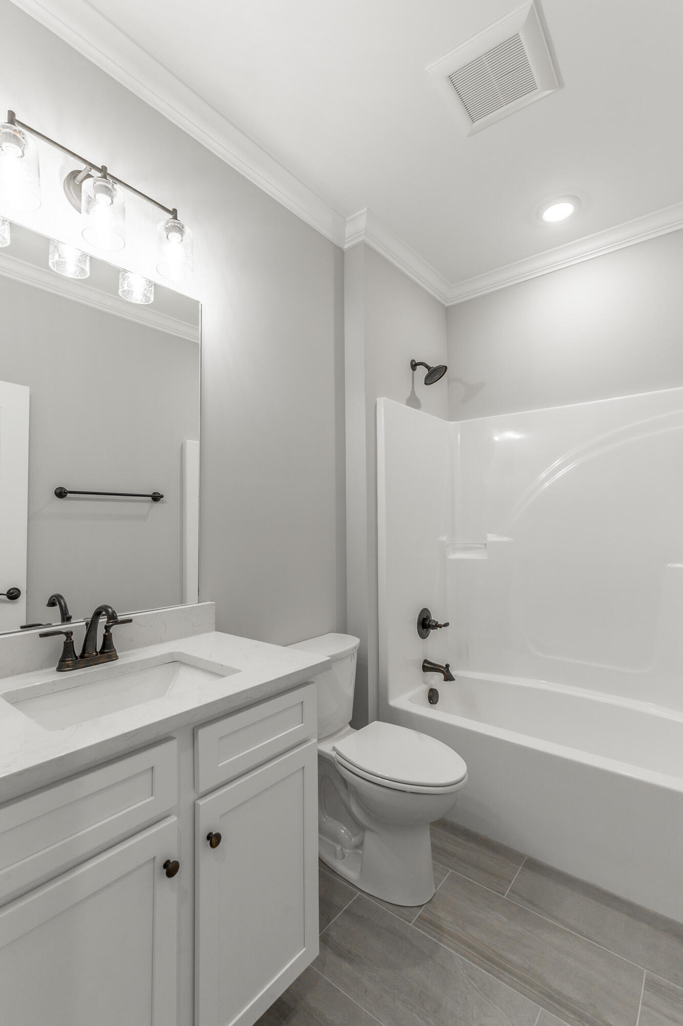 1036 Silverpine Drive Chattanooga, TN 37421 - Photo 12 of 53 Guest Bath