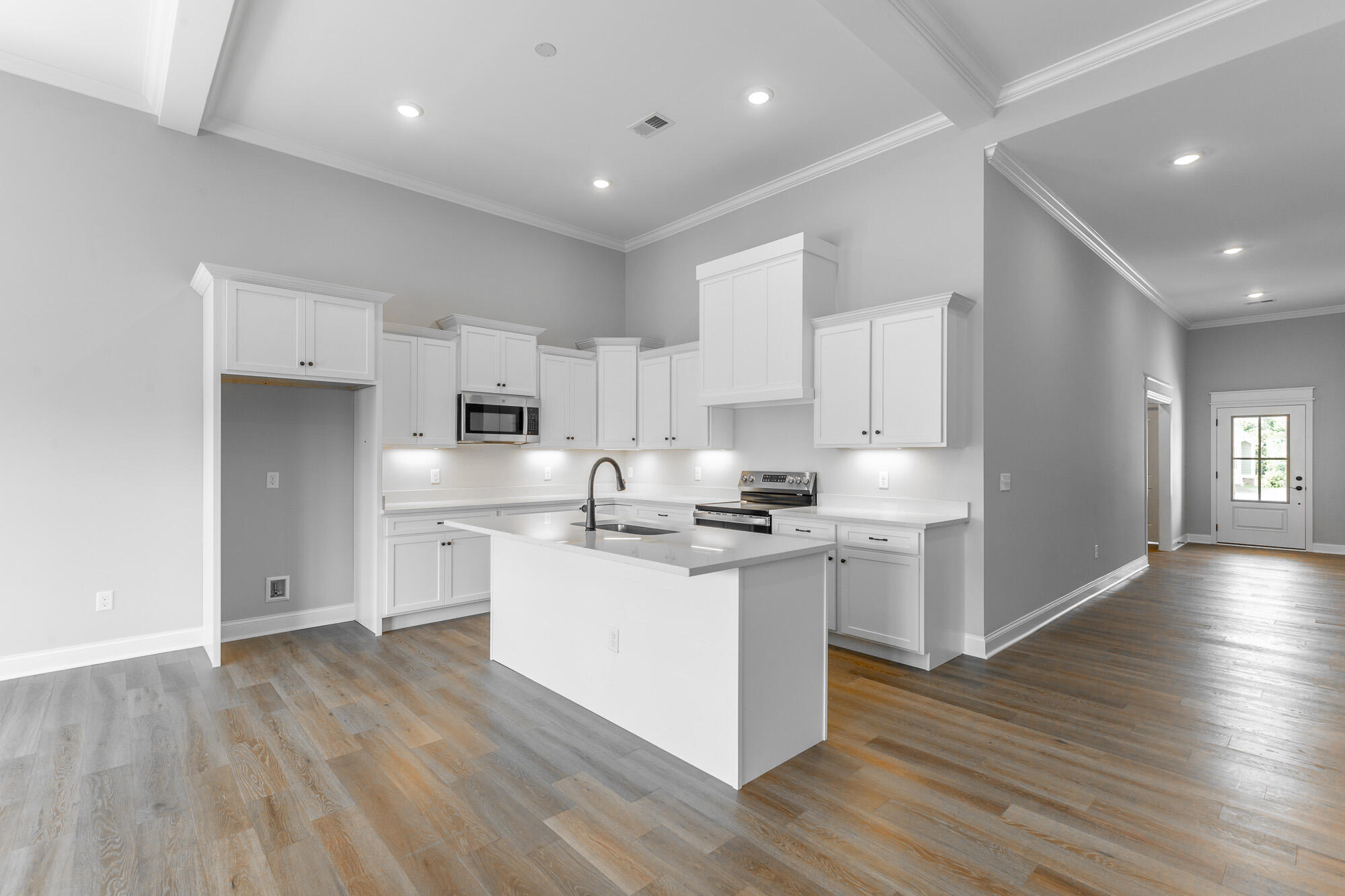 1036 Silverpine Drive Chattanooga, TN 37421 - Photo 18 of 53 Kitchen