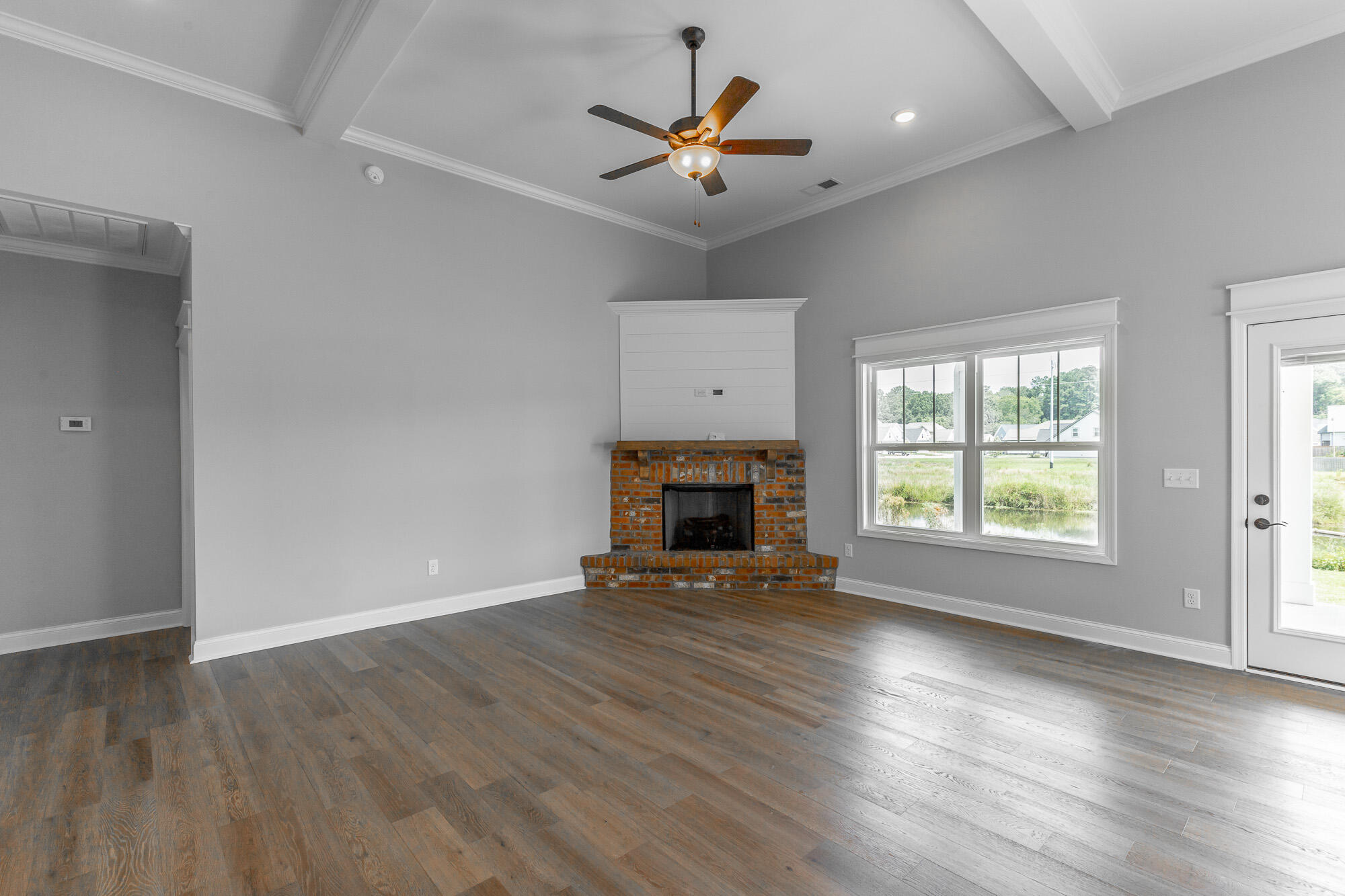 1036 Silverpine Drive Chattanooga, TN 37421 - Photo 27 of 53 Great Room