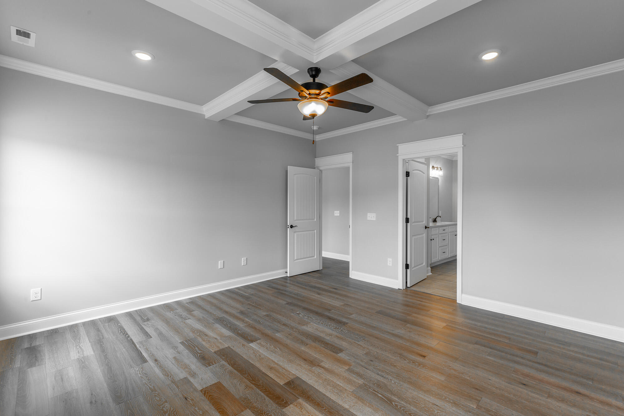 1036 Silverpine Drive Chattanooga, TN 37421 - Photo 28 of 53 Primary Bedroom