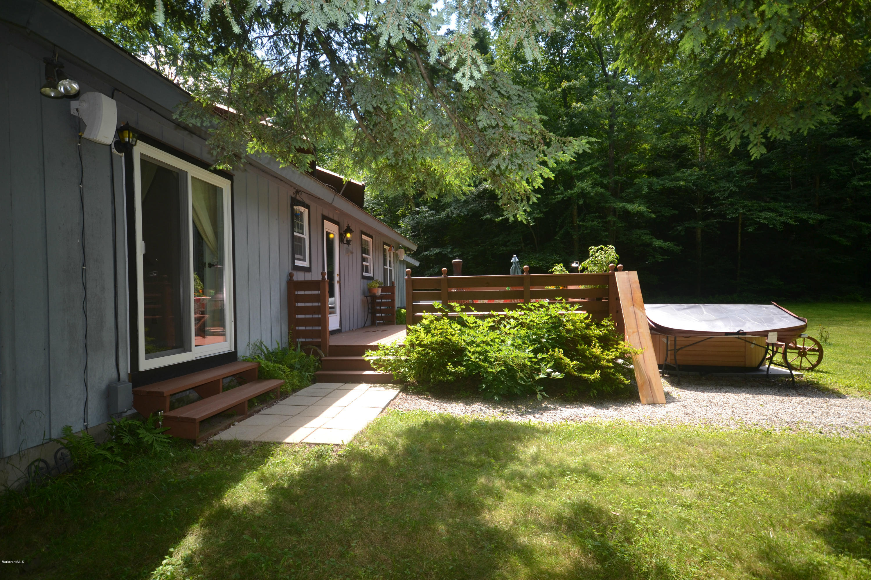 1283 Lovers Lane Road Washington, MA 01223 - Photo 22 of 31 DSC_0460