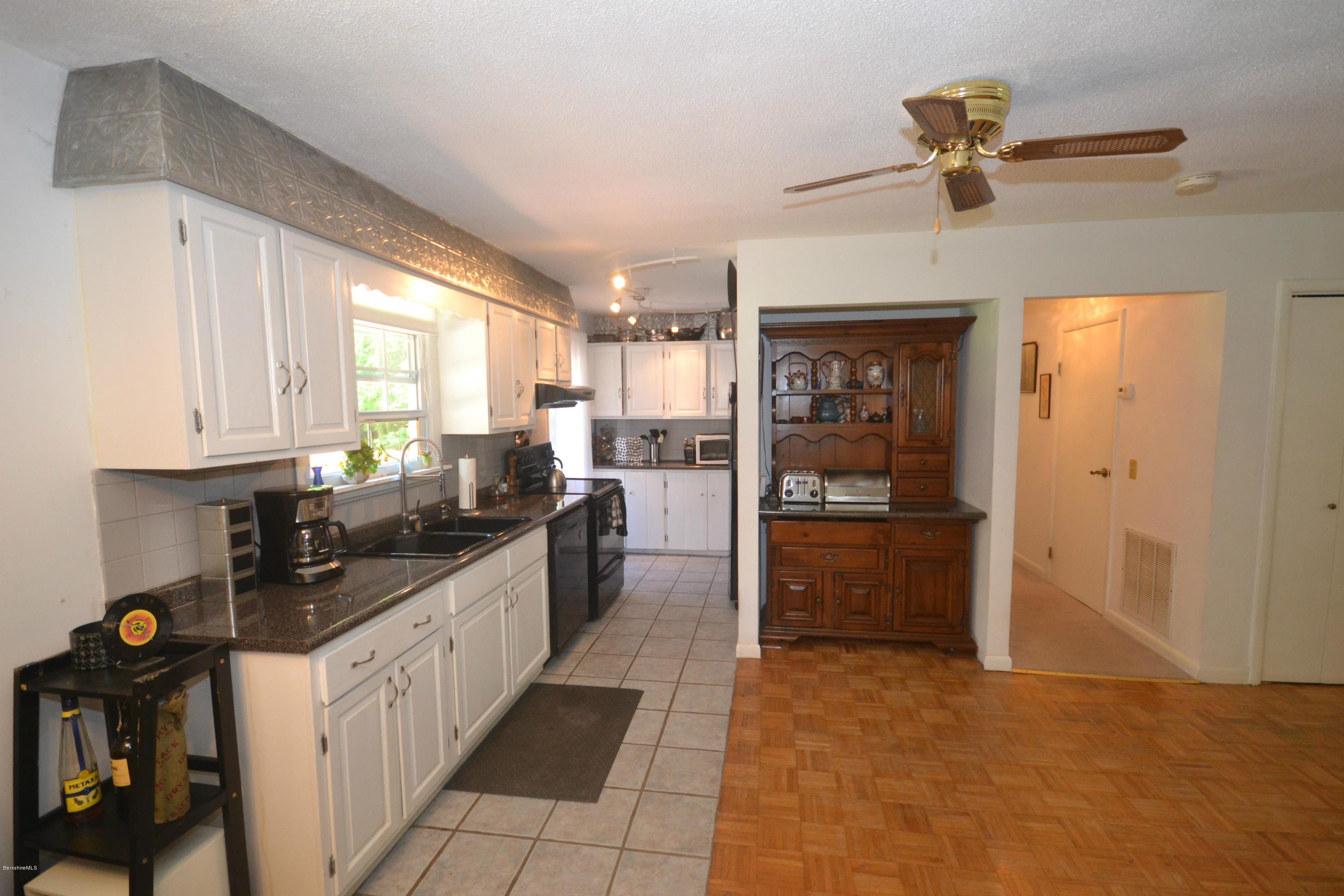 1283 Lovers Lane Road Washington, MA 01223 - Photo 5 of 31 DSC_0325