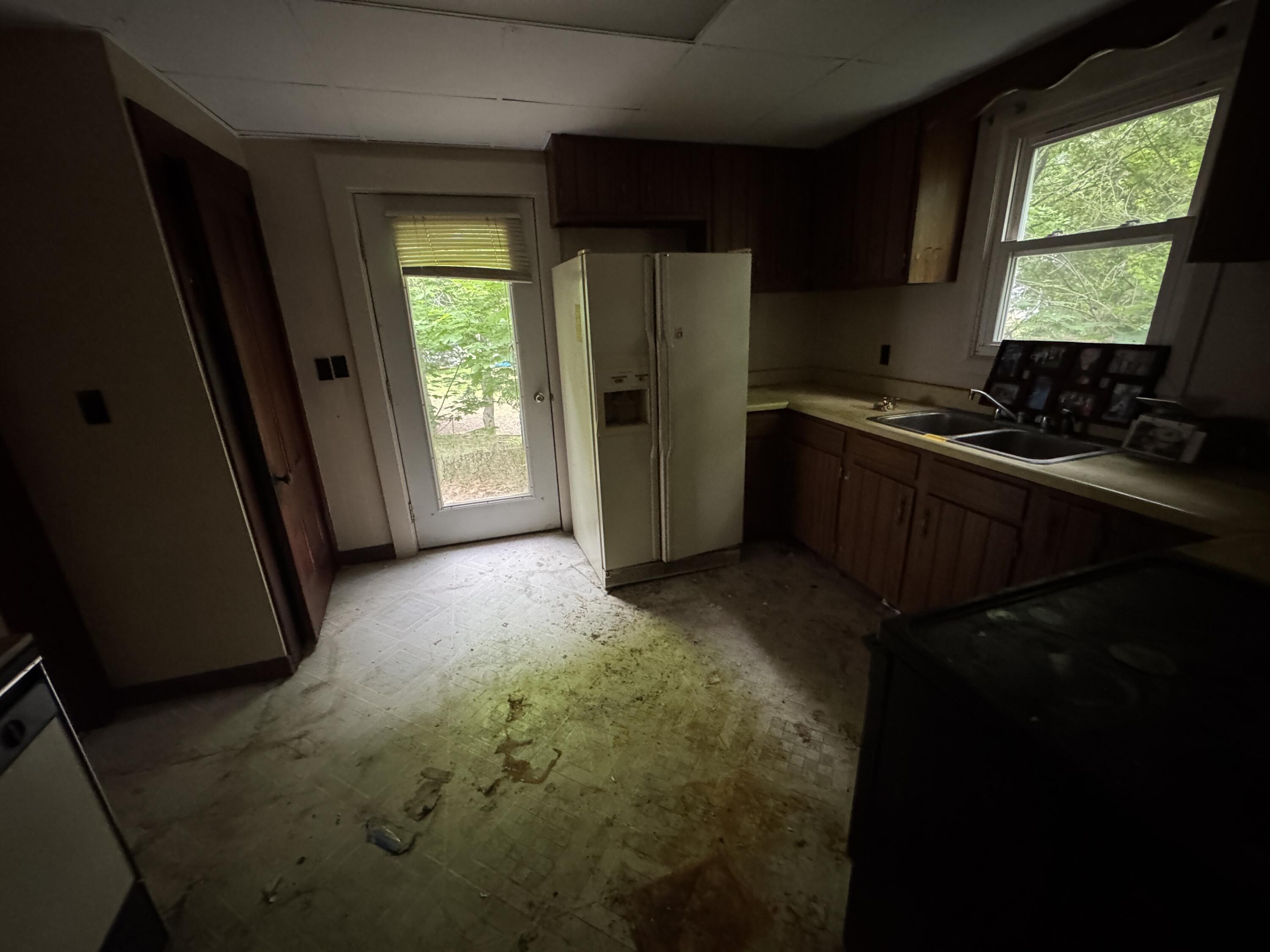 95 Eastern Avenue Augusta, ME 04330 - Photo 9 of 21 IMG_8365