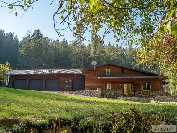 $2,000,000 | 261 4th Of July Creek Road, North Fork, ID 83466