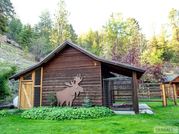 $2,000,000 | 261 4th Of July Creek Road, North Fork, ID 83466