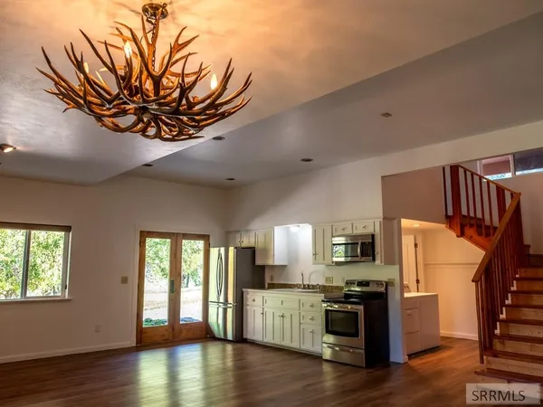 $2,000,000 | 261 4th Of July Creek Road, North Fork, ID 83466