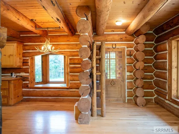 $2,000,000 | 261 4th Of July Creek Road, North Fork, ID 83466