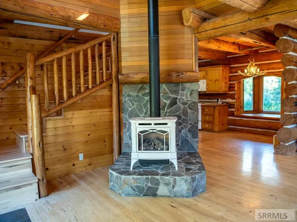 $2,000,000 | 261 4th Of July Creek Road, North Fork, ID 83466