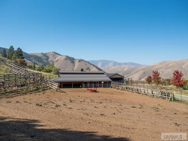 $2,000,000 | 261 4th Of July Creek Road, North Fork, ID 83466