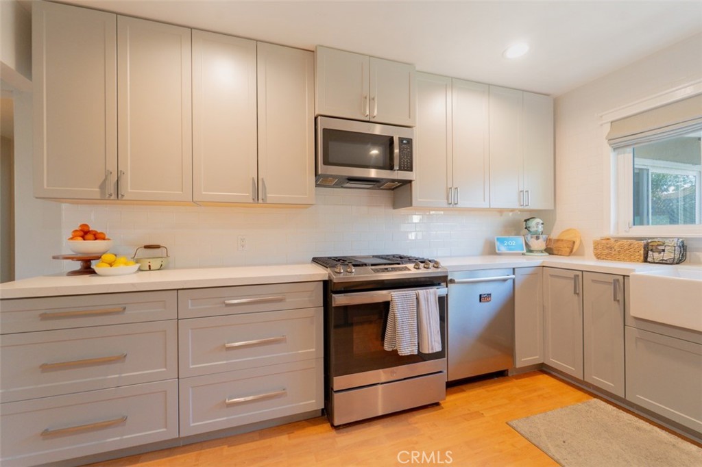 223 South Emerald Street Anaheim, CA 92804 - Photo 15 of 46