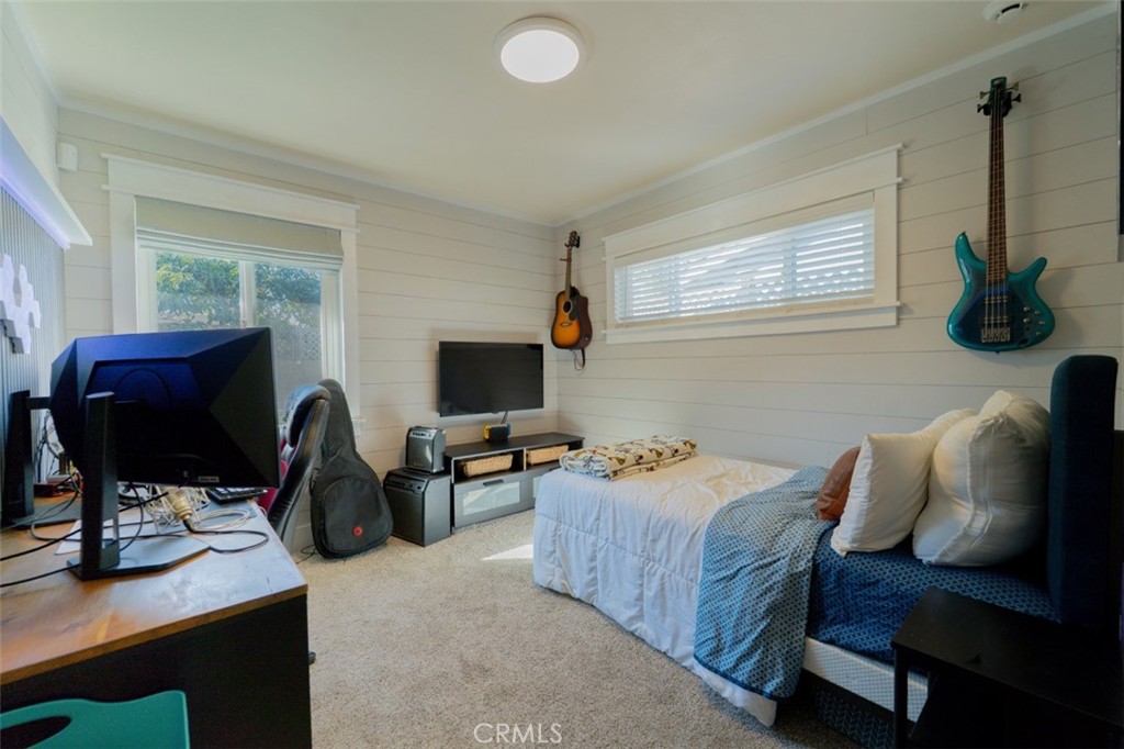 223 South Emerald Street Anaheim, CA 92804 - Photo 23 of 46