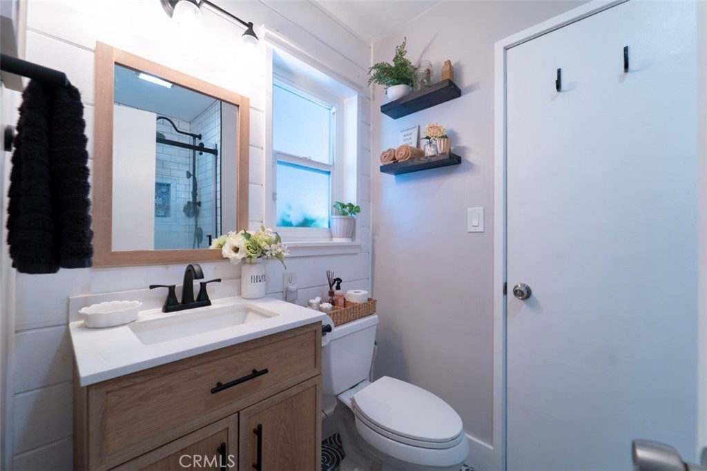 223 South Emerald Street Anaheim, CA 92804 - Photo 28 of 46