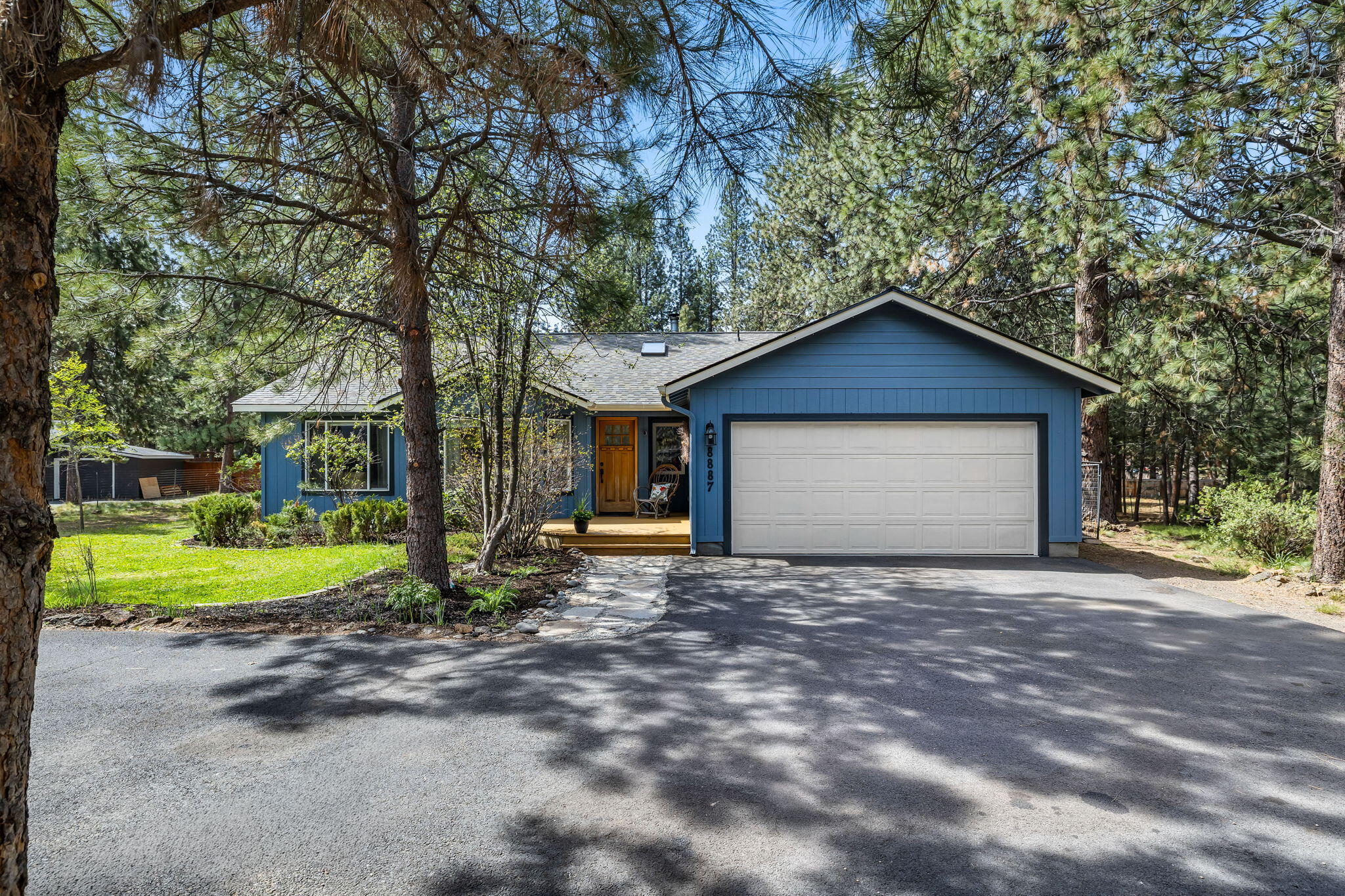 18887 Choctaw Road Bend, OR 97702 - Photo 37 of 38 Come make this home yours!