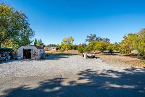 $750,000 | 7429 Danish Lane, Redding, CA 96002